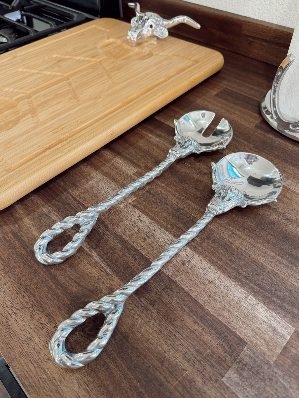The Longhorn Serving Set