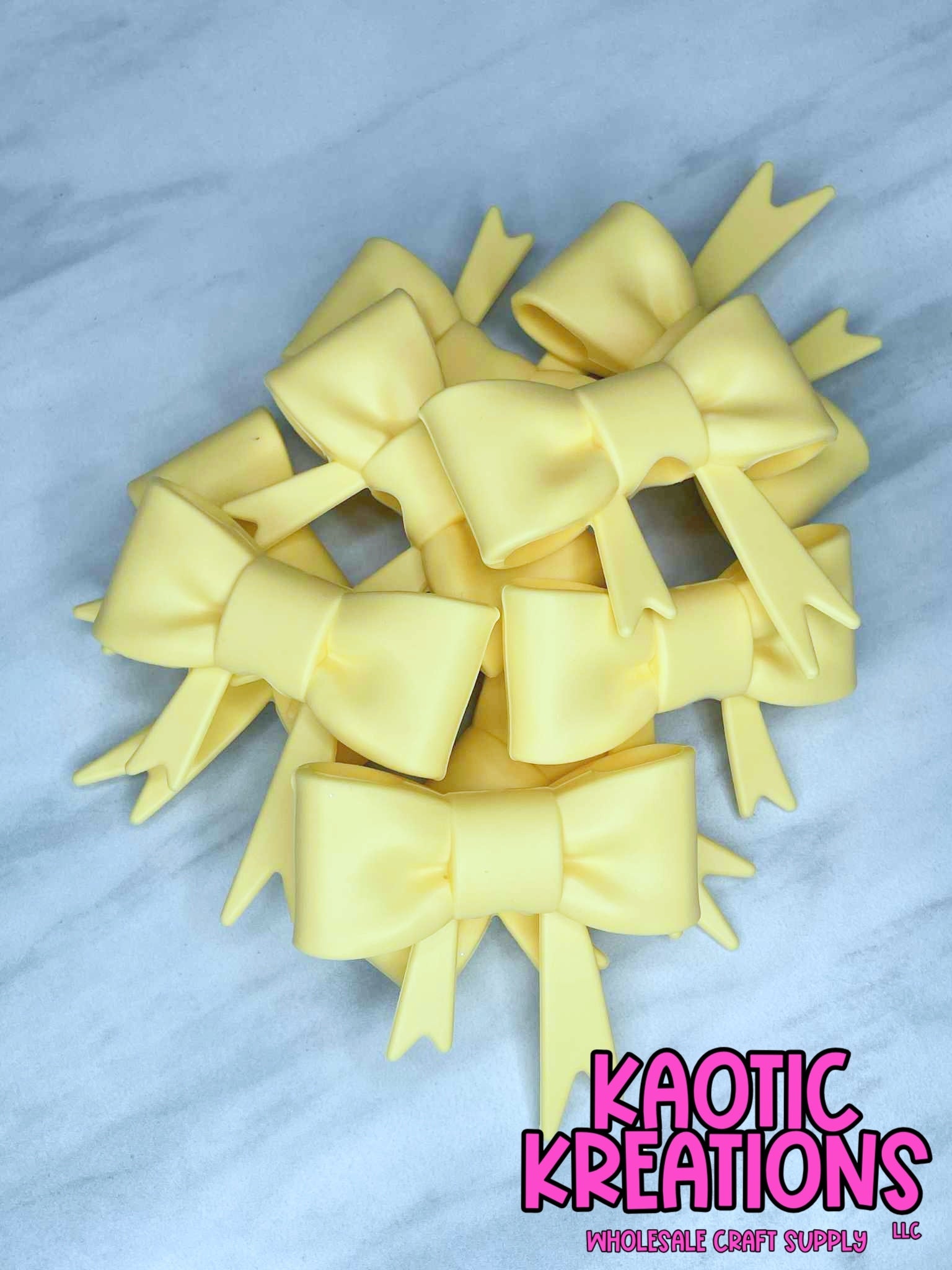 D43 BEADABLE JUMBO SILICONE BOW SOLID YELLOW (1ct)