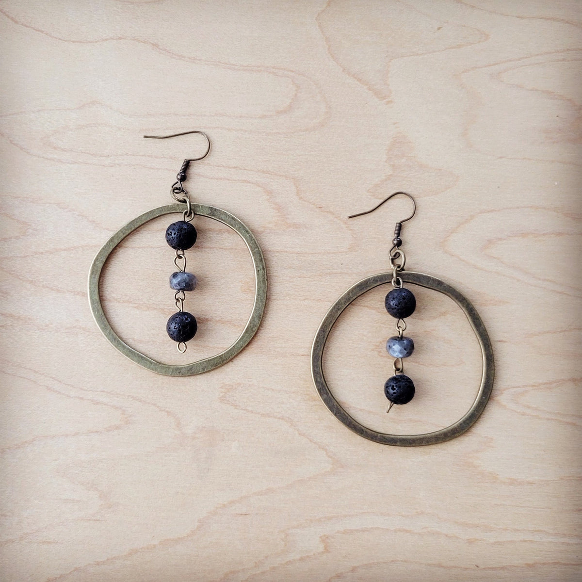 **Western Copper Hoop Earrings w/ Labradorite Beads 200v