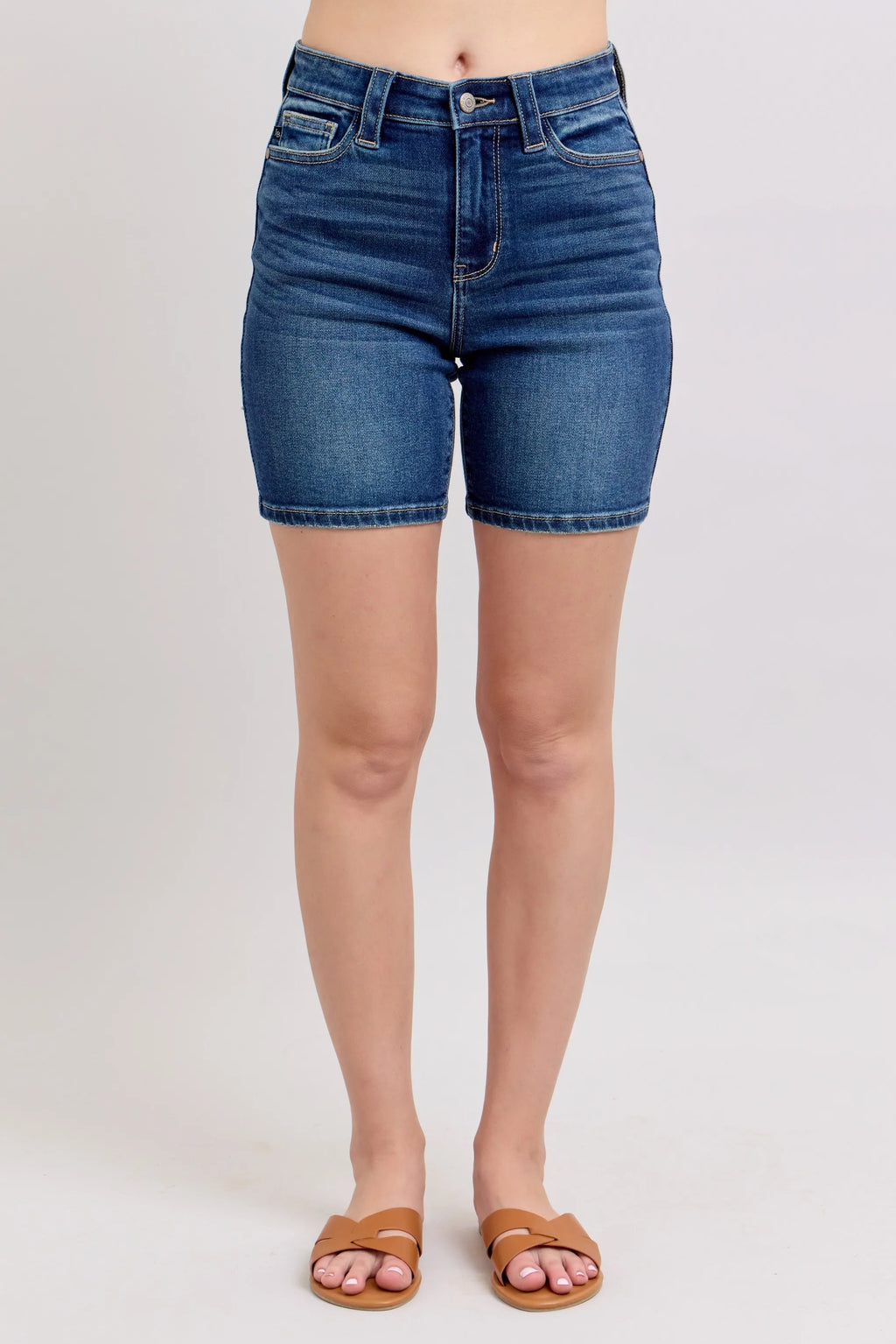 Full Size High Waist Bermudas Jeans W/ Back Flap Pockets Plus Size