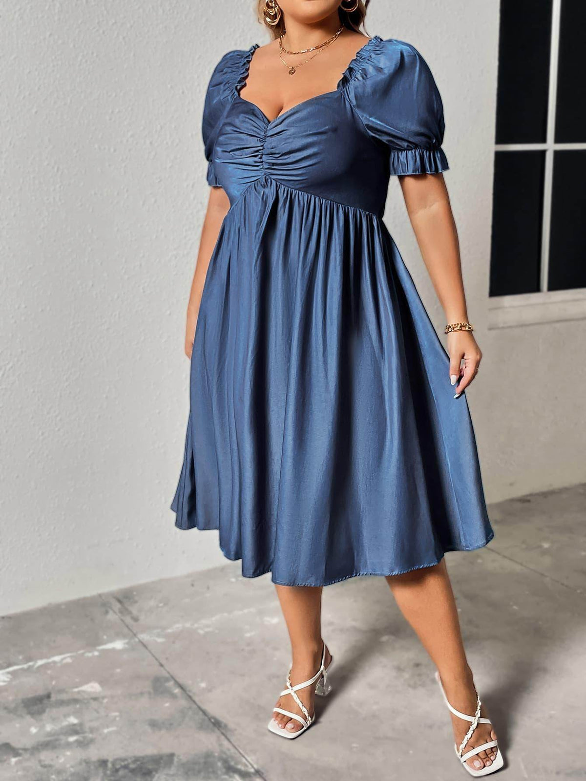 Honey Plus Size Ruched Sweetheart Neck Dress for Women
