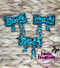 D68 BEADABLE JUMBO SILICONE BOW TEAL PEARL LEOPARD (1ct)
