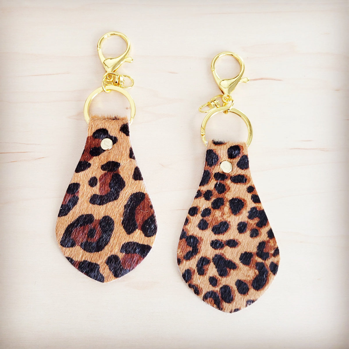 **Hair-on-Hide Leather Key Chain - Leopard 700z