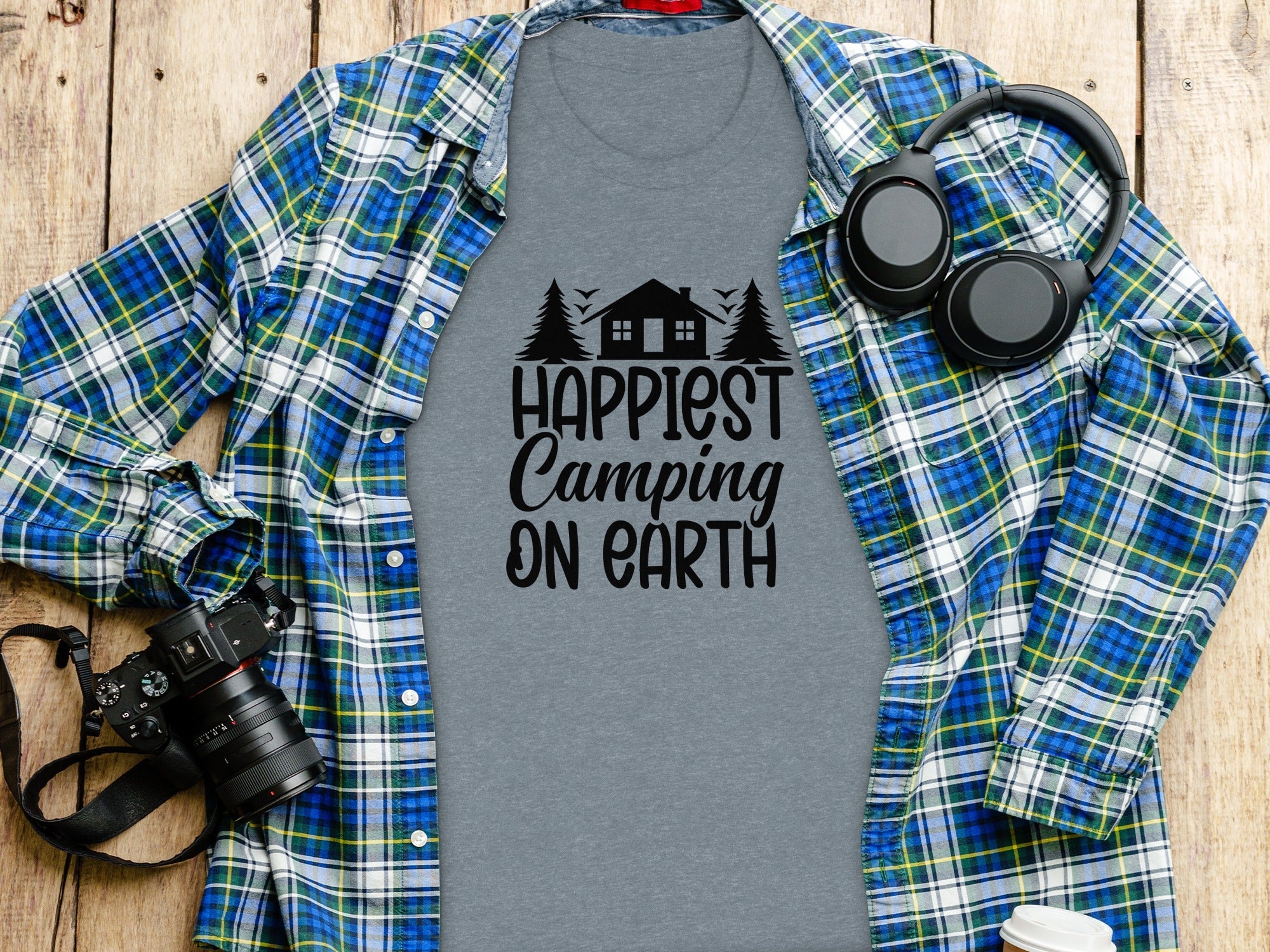 Happiest Camping on Earth Outdoorsy Cabin Life T-Shirt