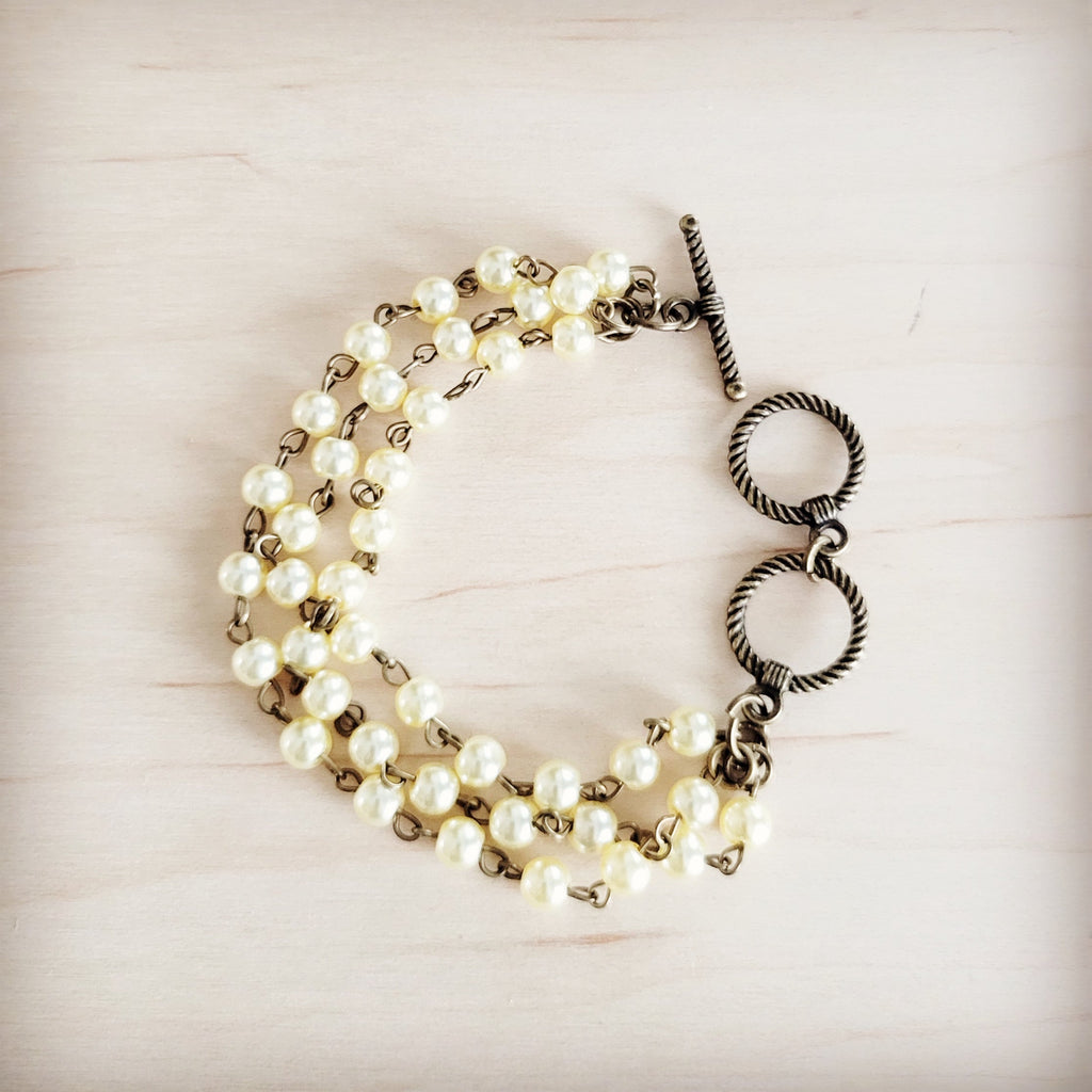 **Champagne Pearl Triple Strand Beaded Bracelet 812a
