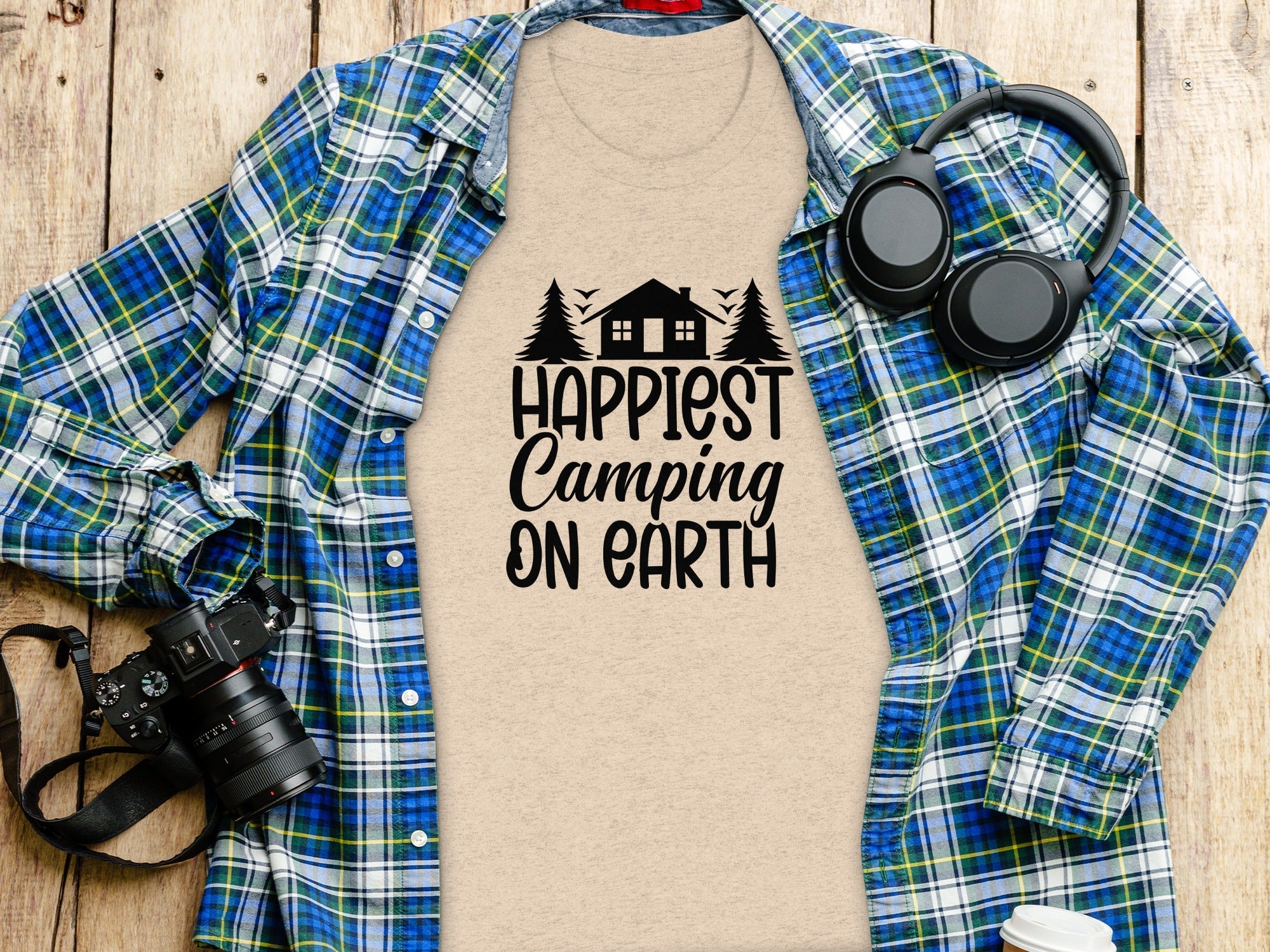 Happiest Camping on Earth Outdoorsy Cabin Life T-Shirt