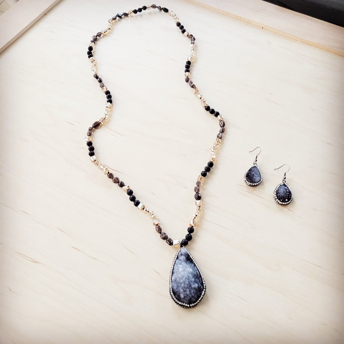 **Black Lava Beaded Necklace w/ Druzy Pendant 257lb