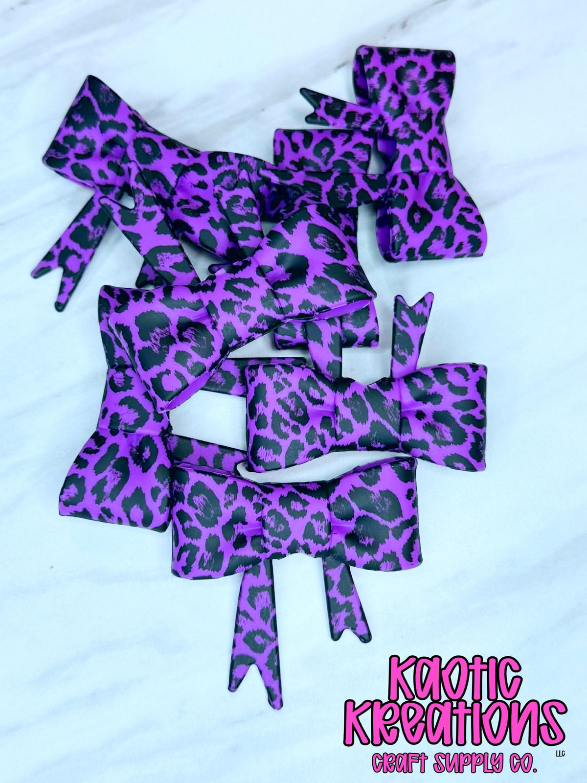 D69 BEADABLE JUMBO SILICONE BOW PURPLE LEOPARD (1ct)