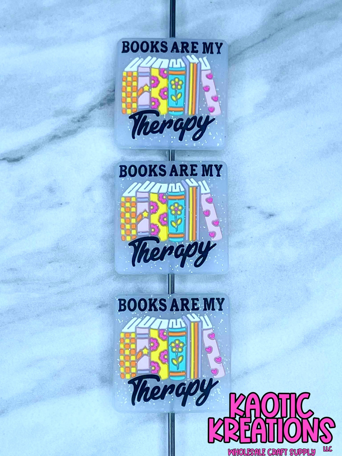 BOOKS ARE MY THERAPY SILICONE FOCAL D553 (1ct)