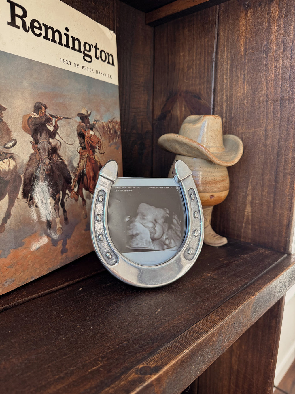 The Horseshoe Picture Frame