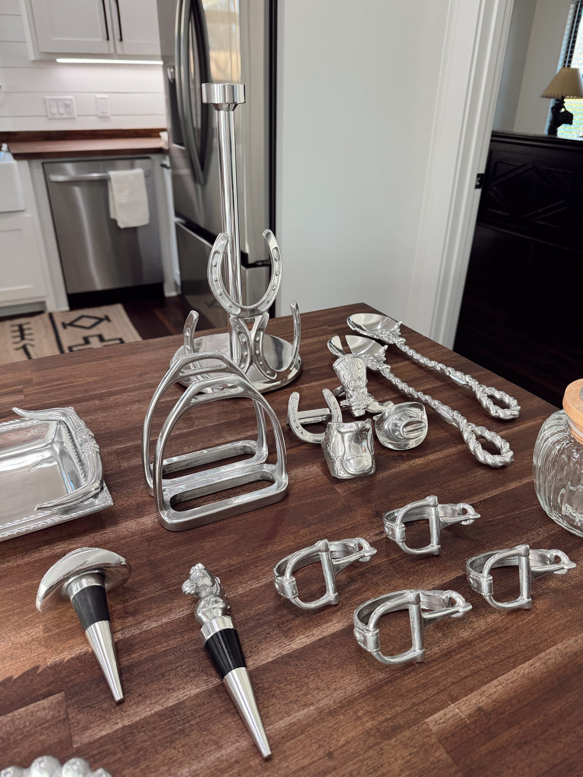 The Western Napkin Ring Set