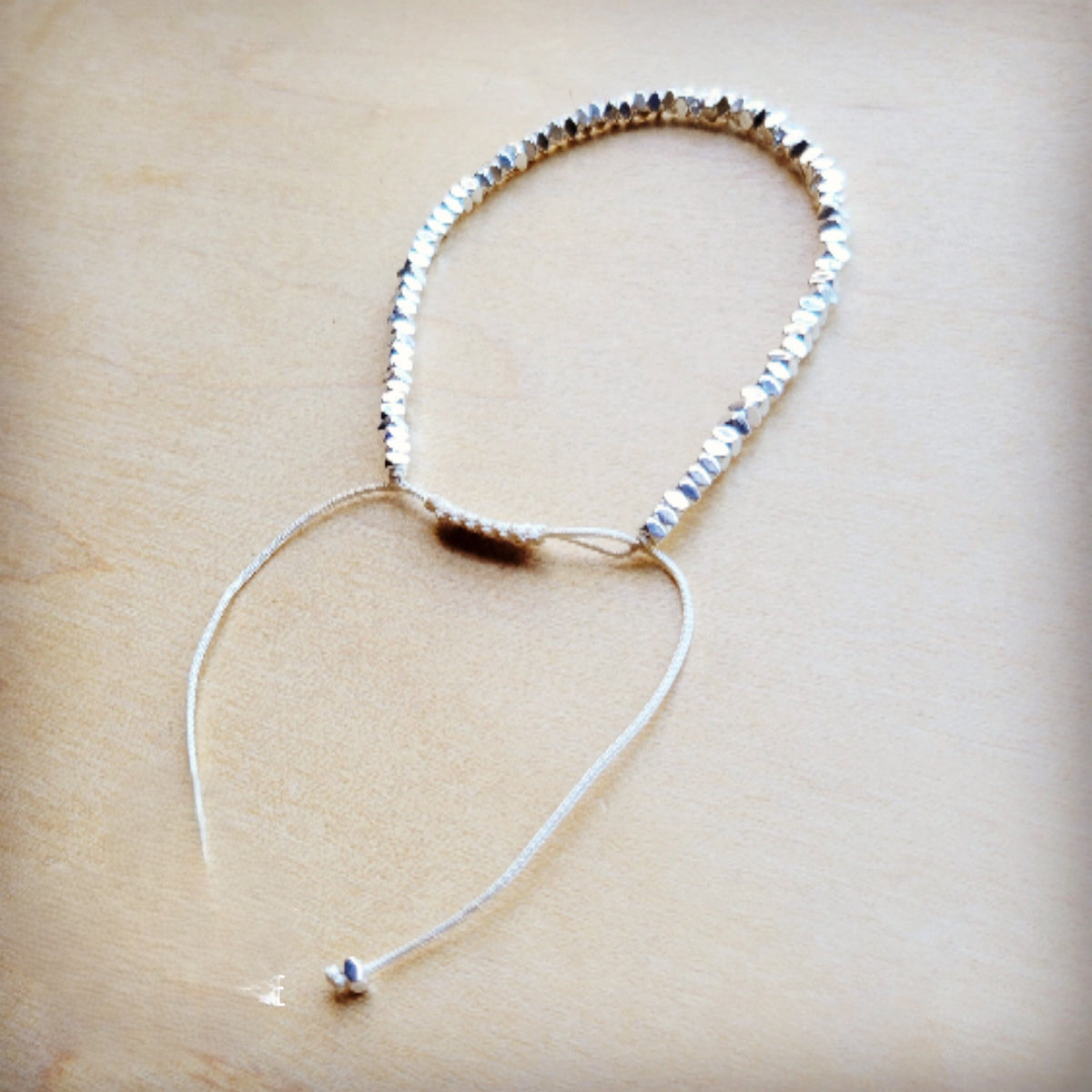 **Stackable Woven Beaded Bracelet in Silver 809v
