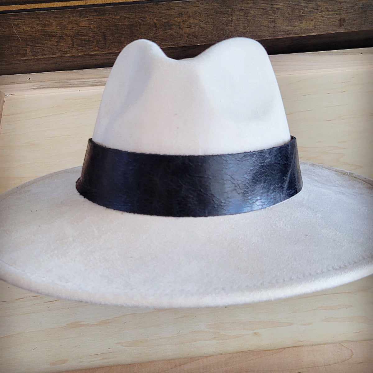 Wide Genuine Leather Black Hat Band Only 953y