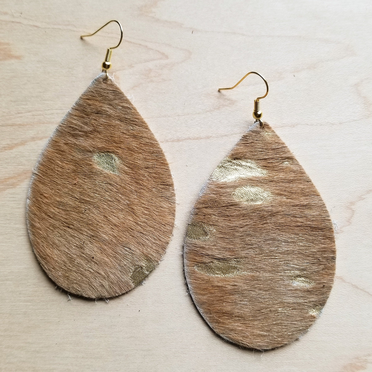 **Leather Teardrop Earrings in Tan and Gold Hair-on-Hide 221z