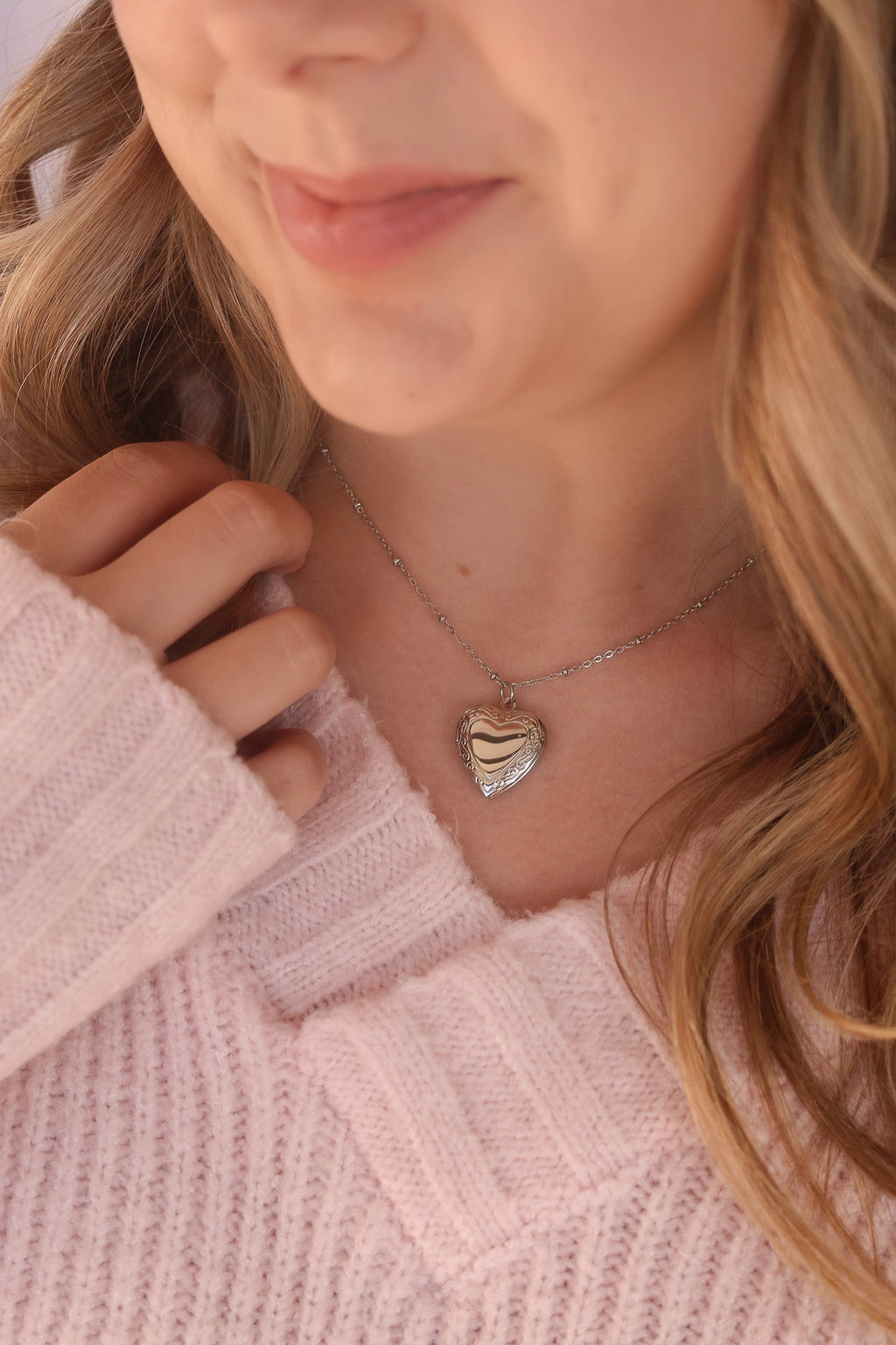 Mia Locket