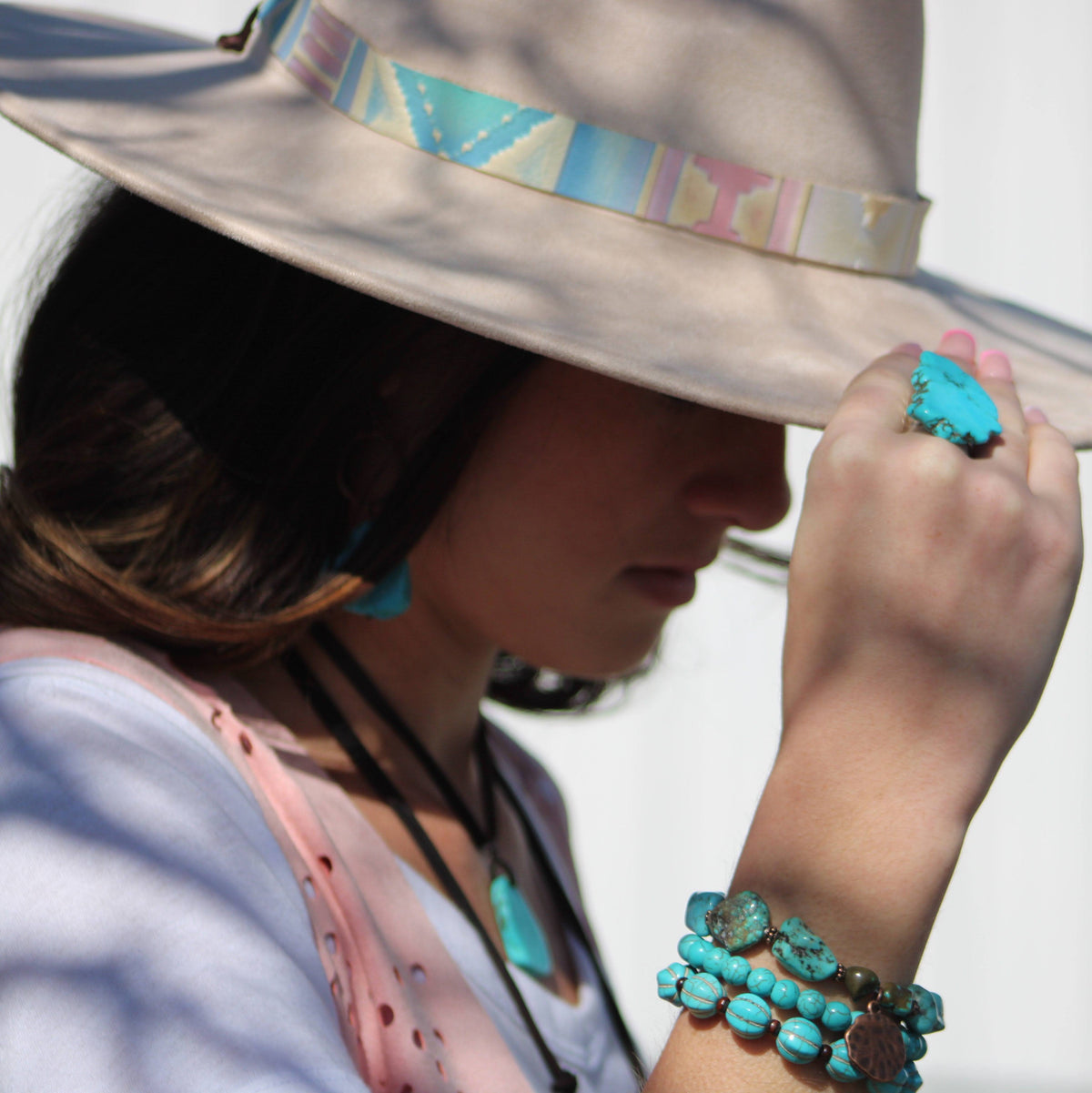 Blue Turquoise Stackable Stretch Beaded Bracelet 800u