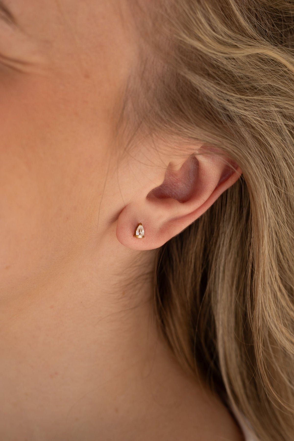 Raindrop Stud