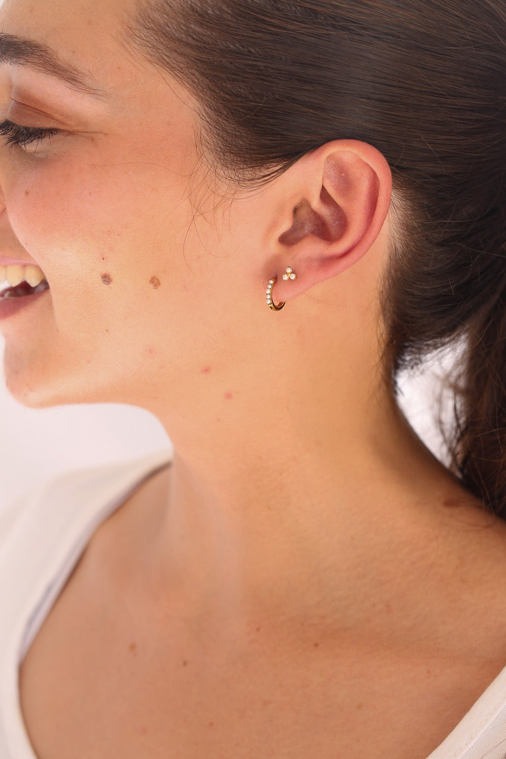 Pearl Trio Flat Back Stud