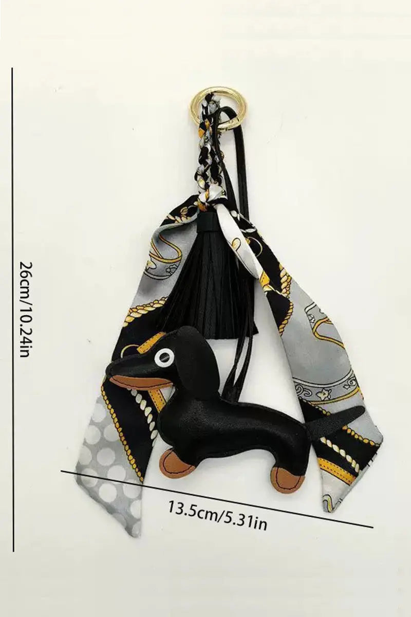 Fringed Dachshund Leather Charm – Multi-Use Bag Accessory & Scarf Ring 🐶💫