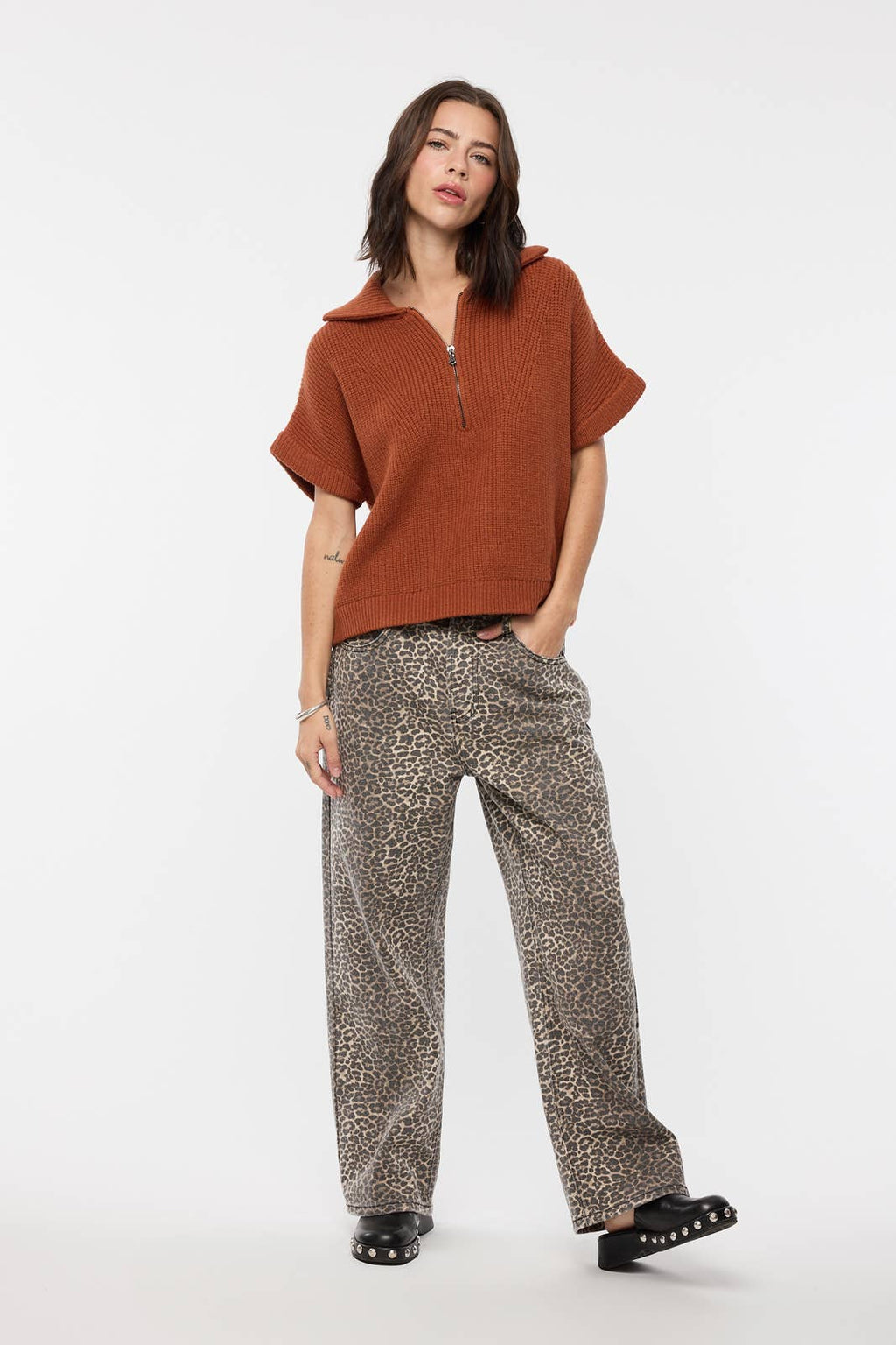 Wishlist Apparel Rust Half-Zip Pullover Western Sweater — Short Sleeve with Classic Collar Relaxed Fit