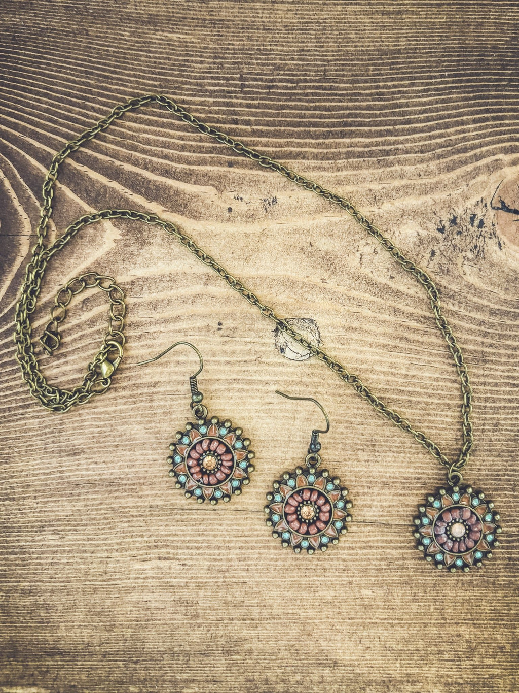 Beautiful Boho Necklace and Earring Set - Quarter Circle AK Boutique
