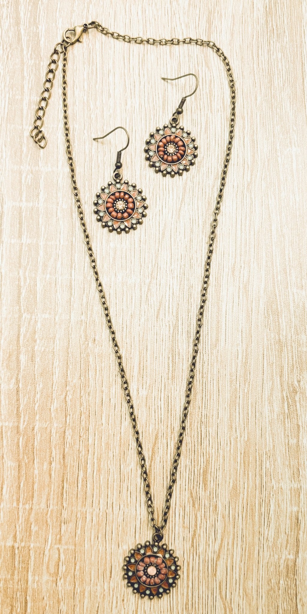 Beautiful Boho Necklace and Earring Set - Quarter Circle AK Boutique