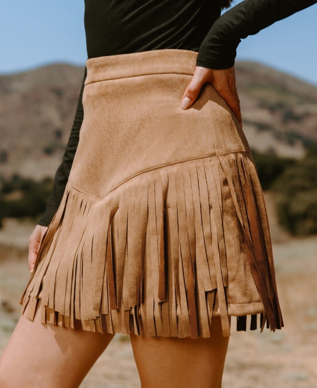 Cupshe Womens Faux Suede Fringe Hem Mini Skirt - Brown, Medium - Quarter Circle AK Boutique