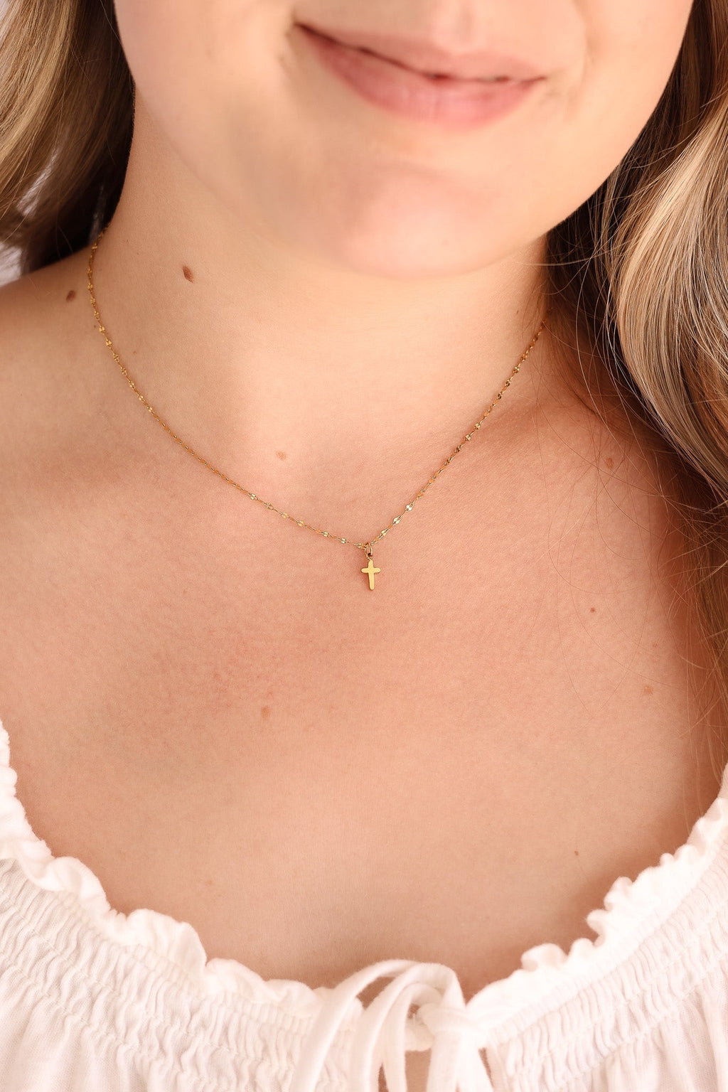 Dainty Cross Necklace - Quarter Circle AK Boutique