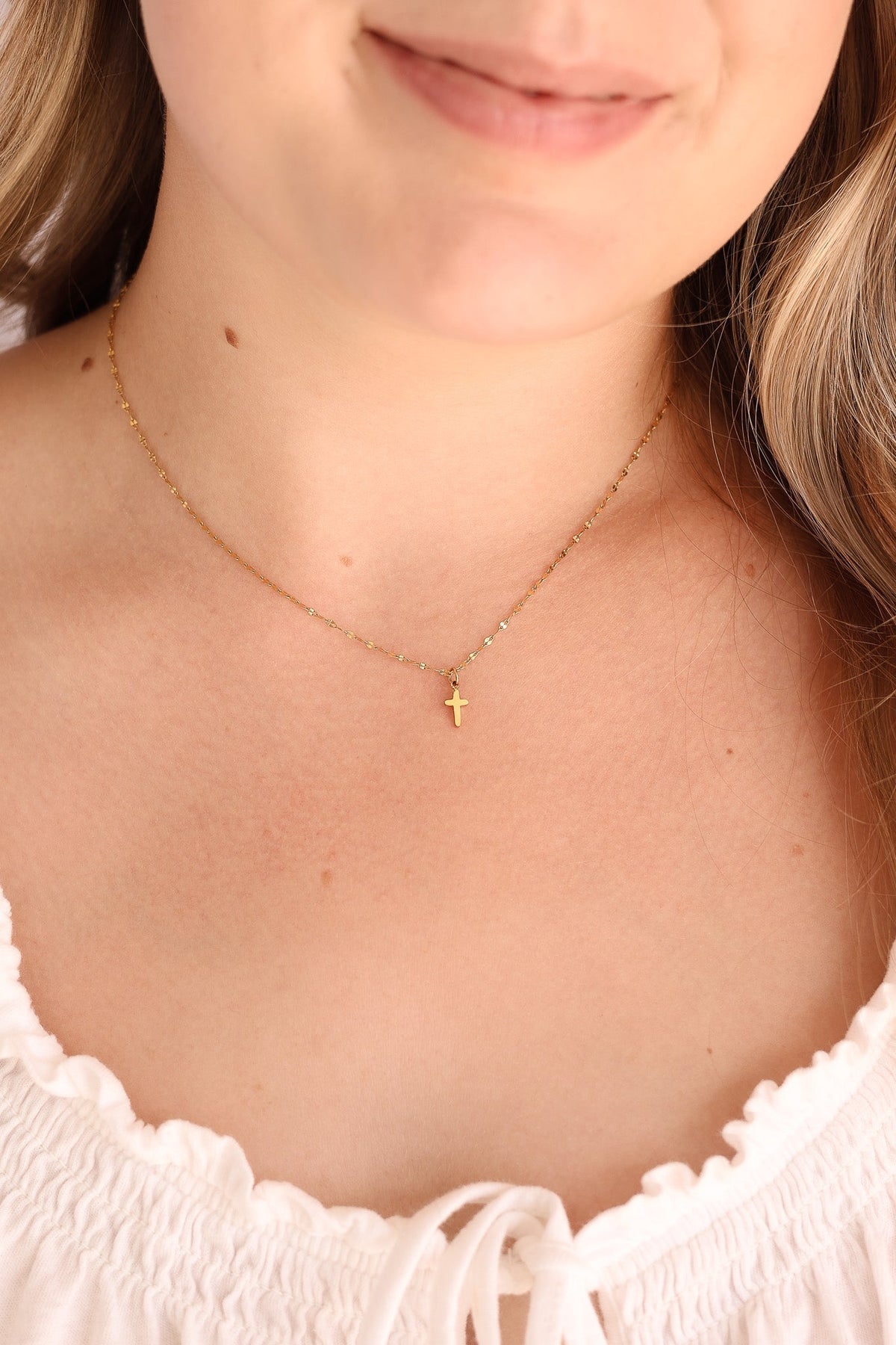 Dainty Cross Necklace - Quarter Circle AK Boutique