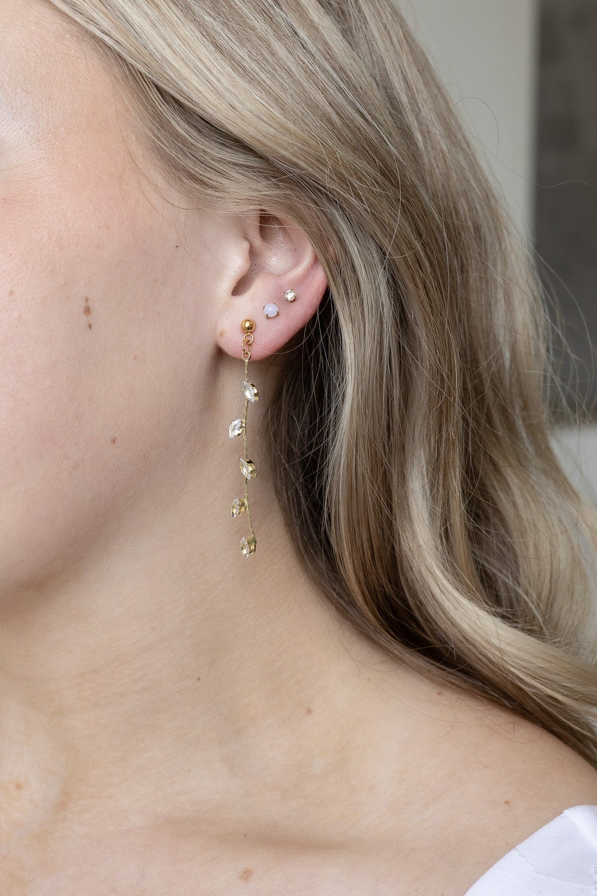 Daphne Dangle - Quarter Circle AK Boutique