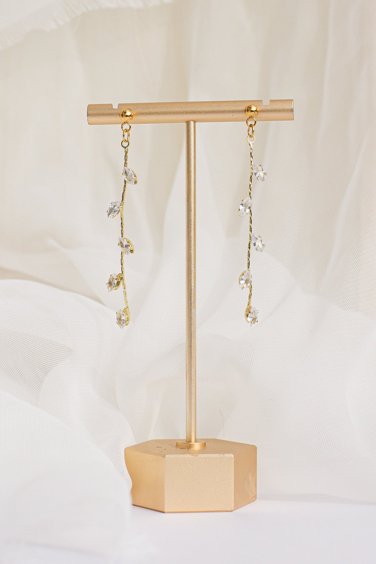 Daphne Dangle - Quarter Circle AK Boutique