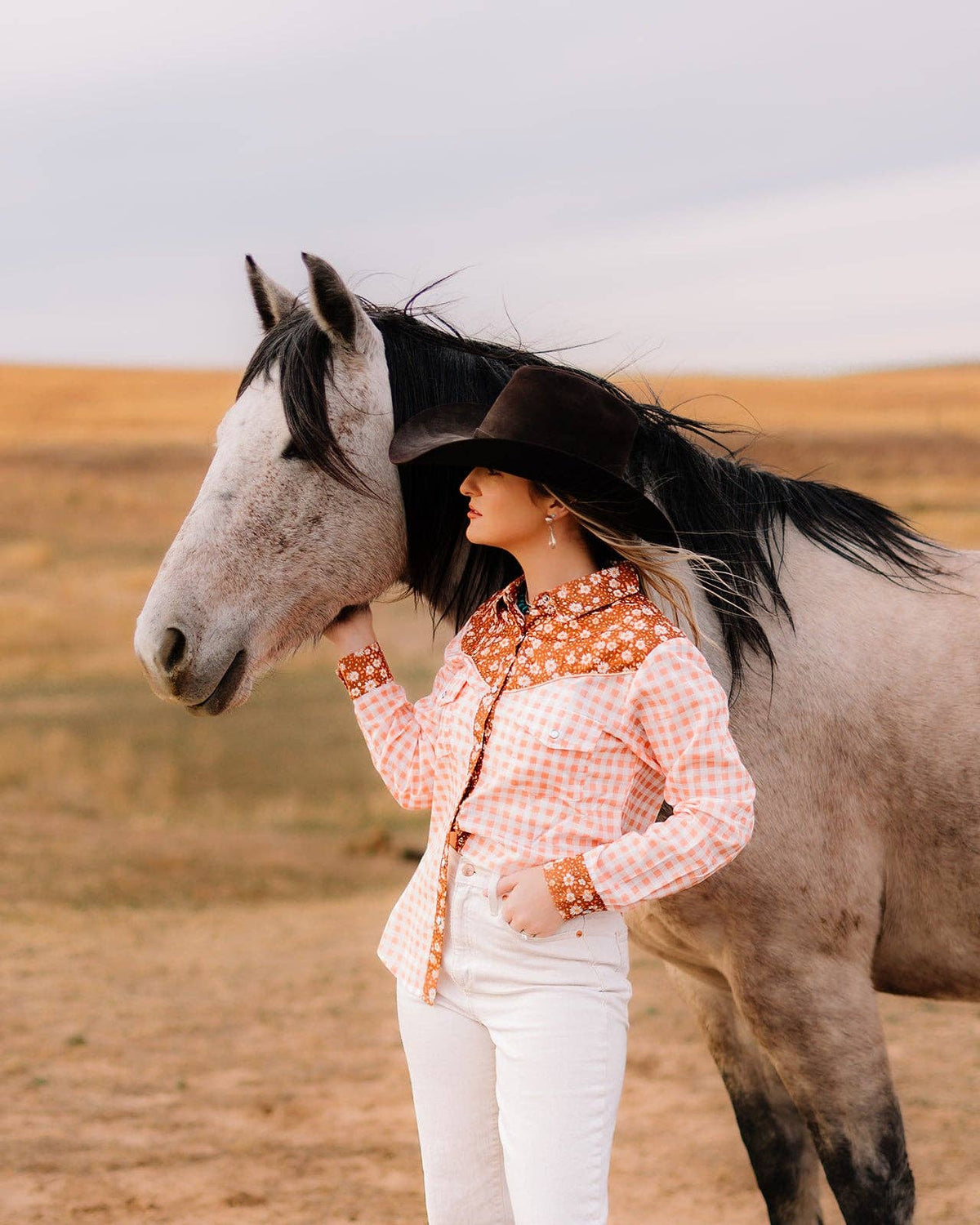 "Howdy Hanny Ditzy Daisy" Western Long Sleeve Pearl Snap Shirt — Floral Cotton/Poly Cowgirl Charm (Large available)