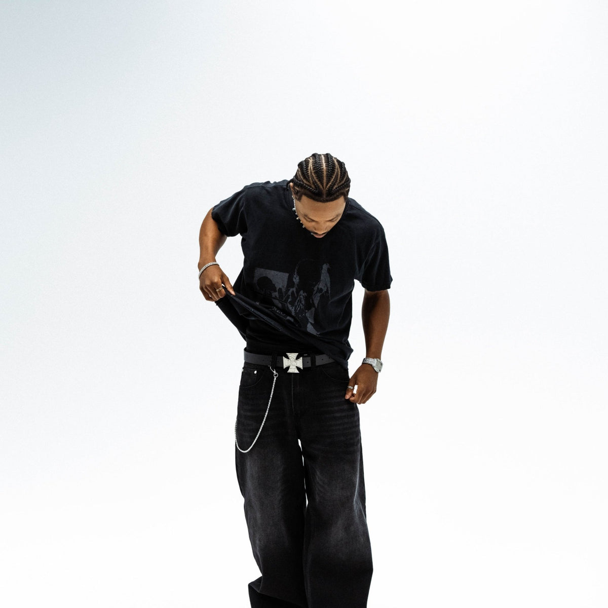 ‘GLORY’ TEE - Quarter Circle AK Boutique