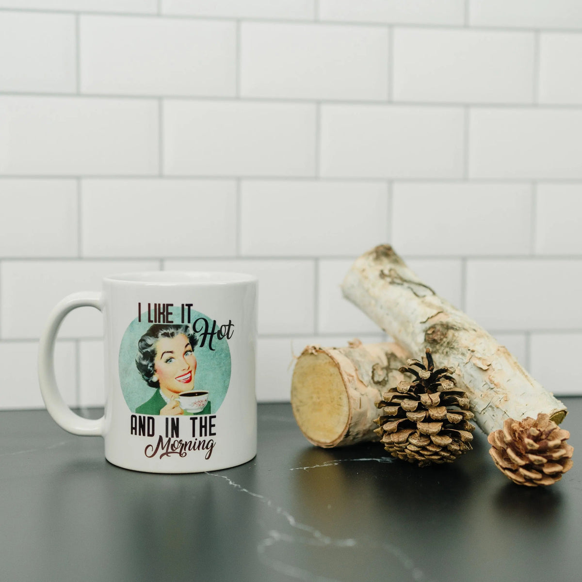 Funny Coffee Mug for Women – Sassy Retro "I Like It Hot" Mug