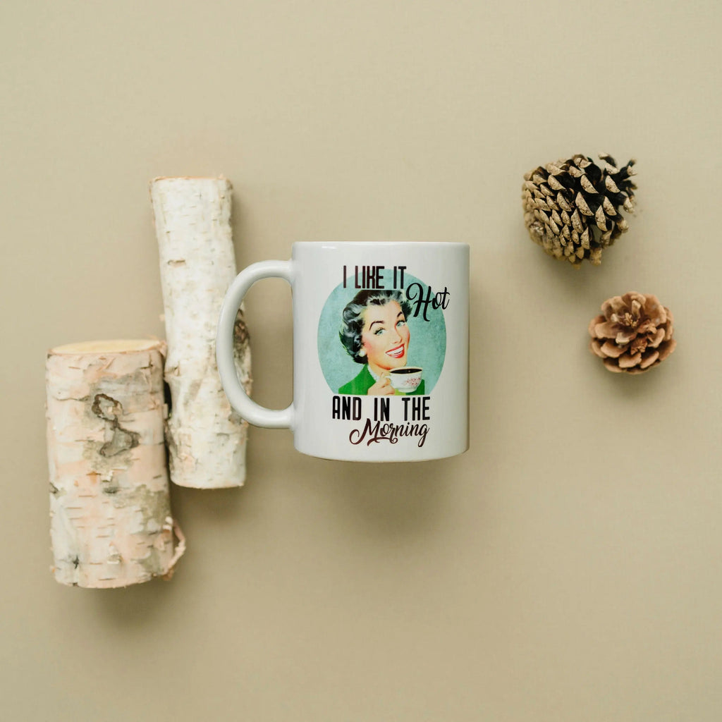 Funny Coffee Mug for Women – Sassy Retro "I Like It Hot" Mug