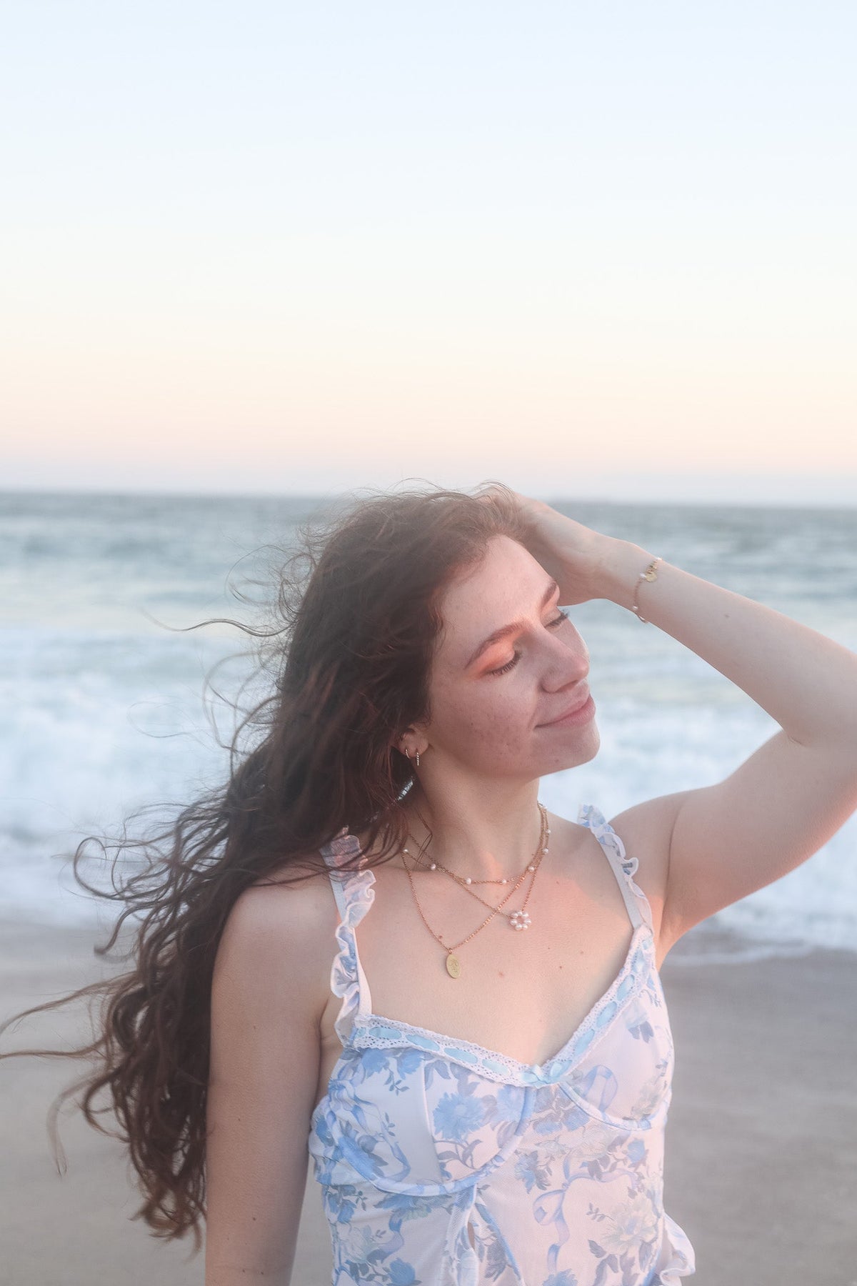 Lucy Necklace in Freshwater Pearl - Quarter Circle AK Boutique