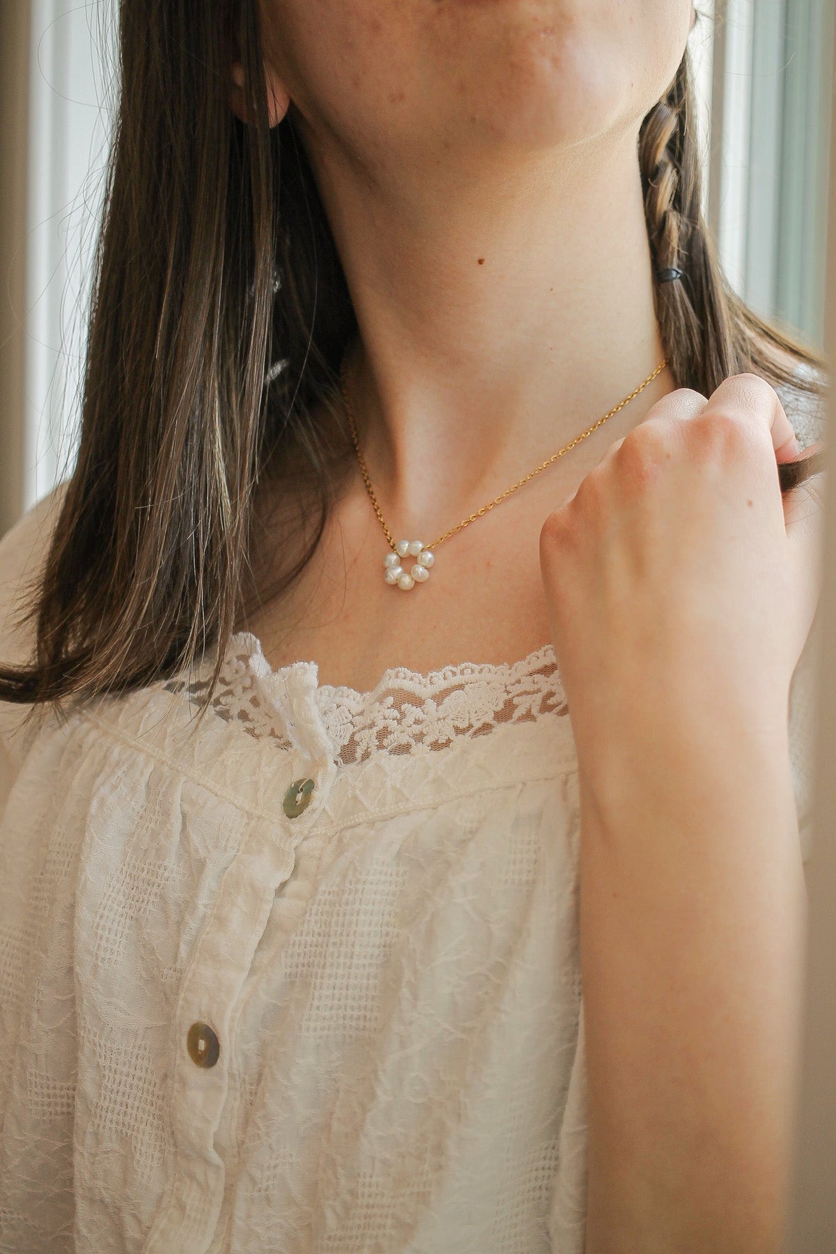 Lucy Necklace in Freshwater Pearl - Quarter Circle AK Boutique