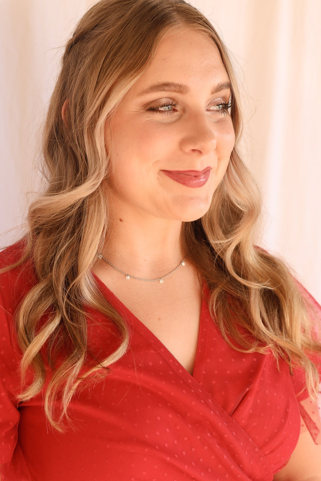 Madison Necklace - Quarter Circle AK Boutique