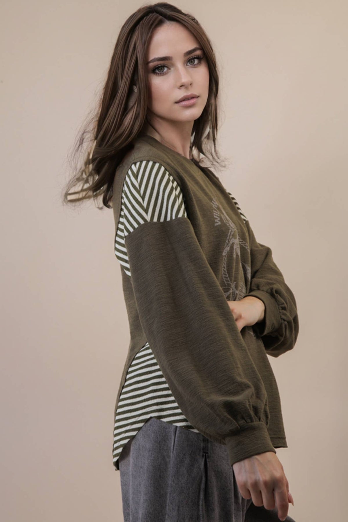 VERY J "Wild West Cowgirls" Western Graphic Knit Top — Oversized Mixed Media (Taupe or Olive)