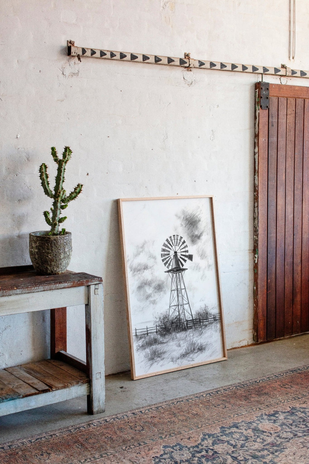 Monochrome Windmill - Quarter Circle AK Boutique