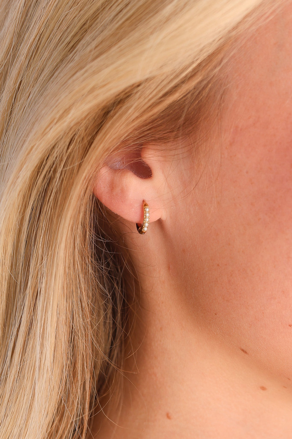 Pearl Micro Hoop - Quarter Circle AK Boutique