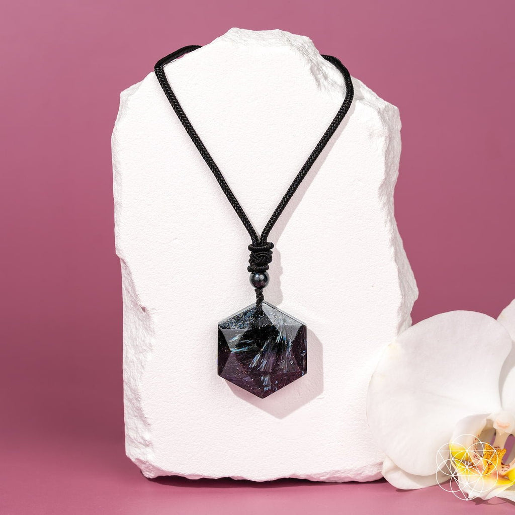 The Arfvedsonite Deep Healing Pendant - Quarter Circle AK Boutique