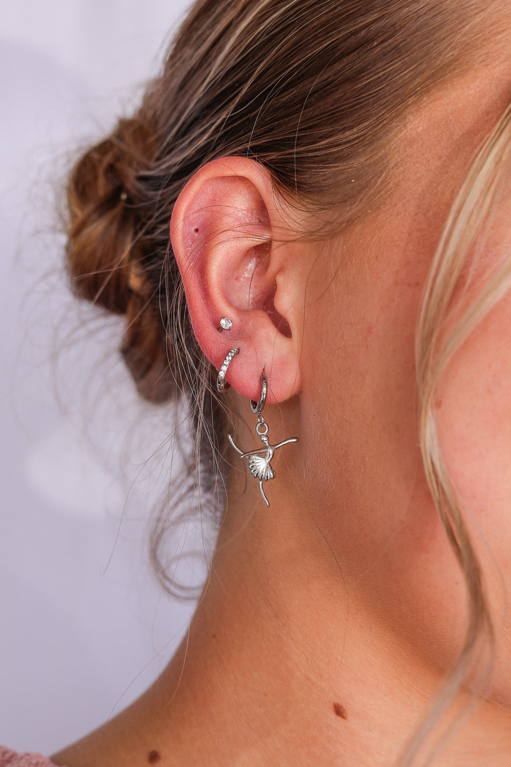 Tiny Dancer Huggie Hoop - Quarter Circle AK Boutique