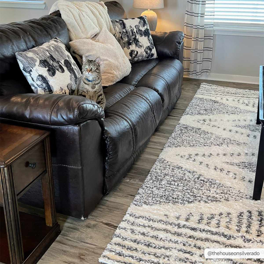 Trunding Plush Area Rug - Quarter Circle AK Boutique