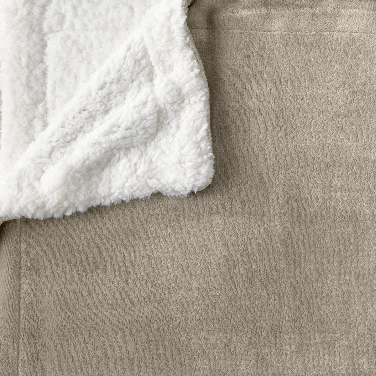 Velvet Plush Sherpa Luxury Bed Blanket - Kinsley Collection - Quarter Circle AK Boutique