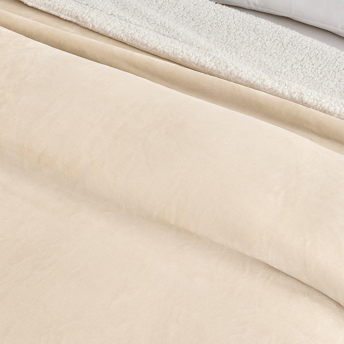 Velvet Plush Sherpa Luxury Bed Blanket - Kinsley Collection - Quarter Circle AK Boutique