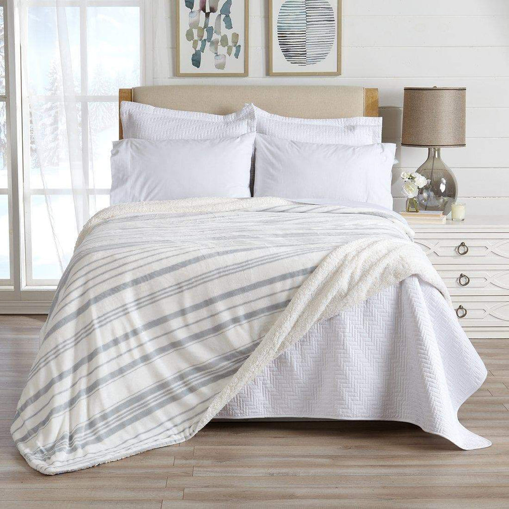 Velvet Plush Sherpa Luxury Bed Blanket - Kinsley Collection - Quarter Circle AK Boutique