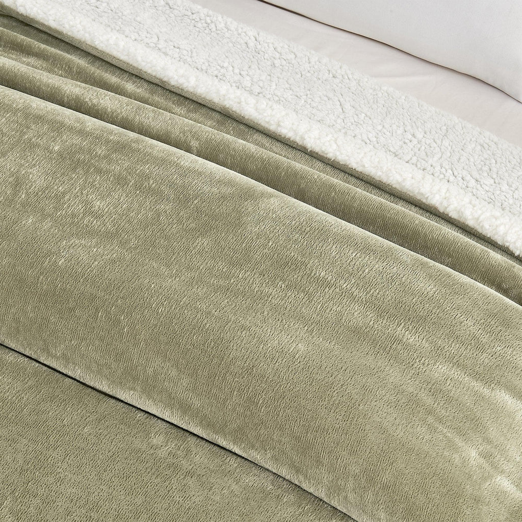 Velvet Plush Sherpa Luxury Bed Blanket - Kinsley Collection - Quarter Circle AK Boutique