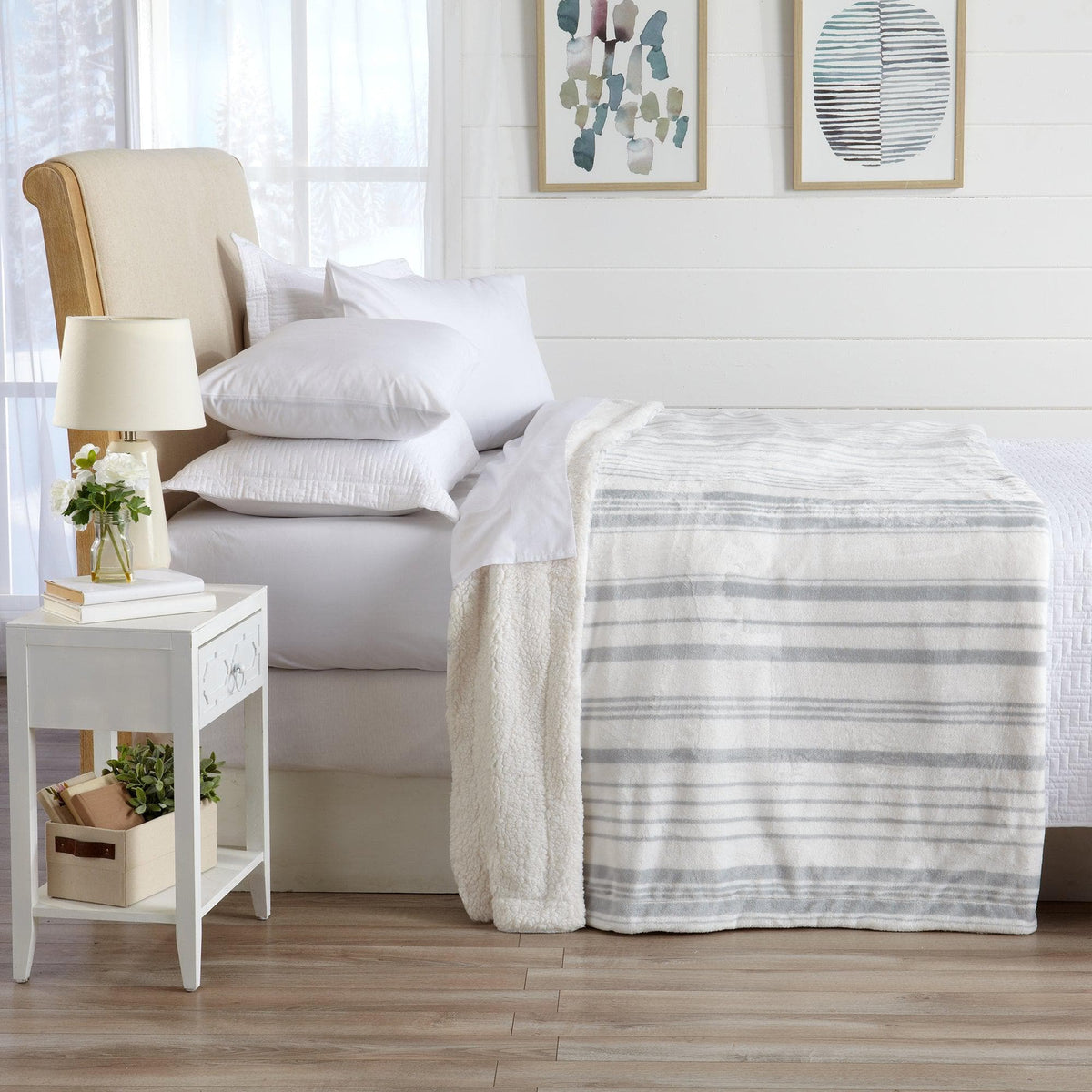 Velvet Plush Sherpa Luxury Bed Blanket - Kinsley Collection - Quarter Circle AK Boutique